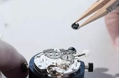 積家官方售后維修（怎么選擇積家手表）