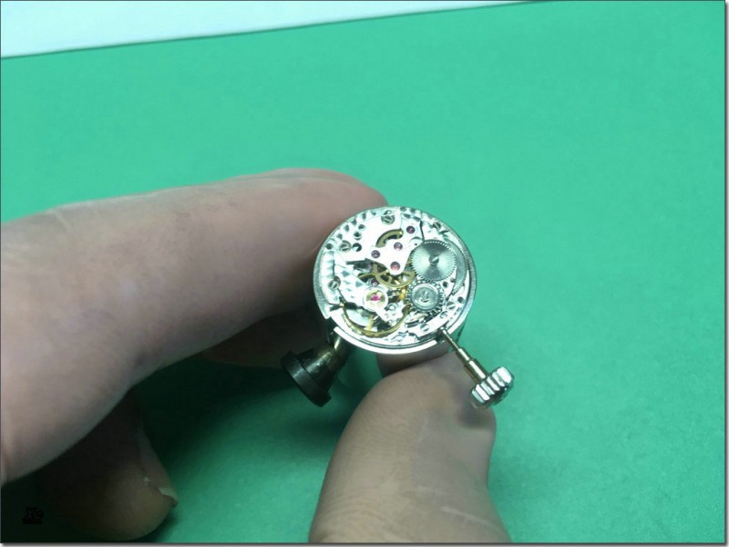 浪琴官網客服電話（浪琴手表機芯生銹的解決方法）