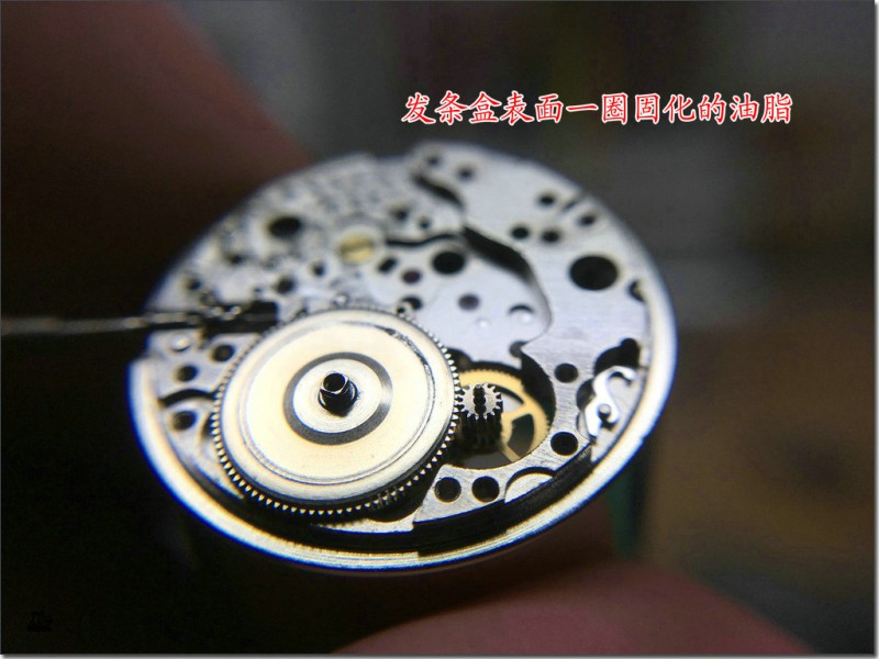 浪琴官網(wǎng)客服電話（浪琴手表機芯生銹的解決方法）