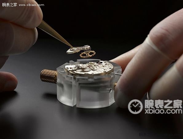 浪琴官網客服電話（浪琴手表機芯生銹的解決方法）