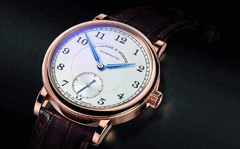 朗格官方售后店（朗格手表進水后的處理方法）