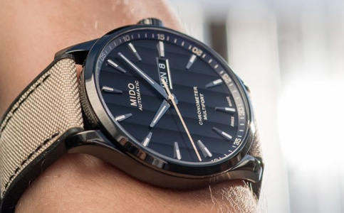 美度官方維修電話（修復(fù)美度手表機(jī)芯生銹的方法）