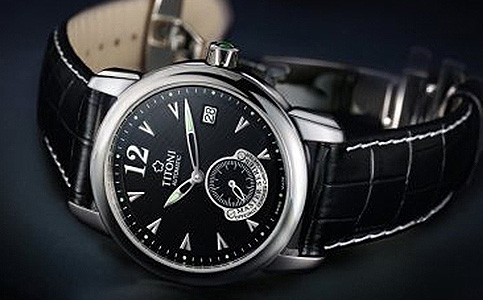 梅花官方售后店（梅花的發(fā)條被擰反了）